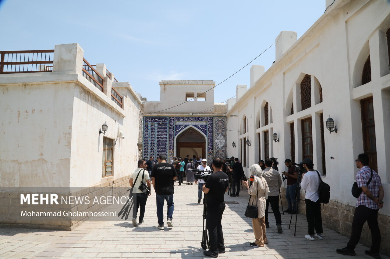 بازدید خبرنگاران داخلی و خارجی از بافت تاریخی بوشهر 